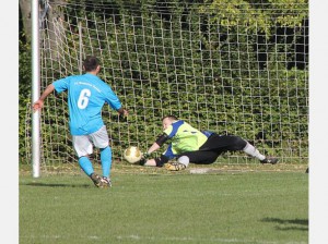 Dürrbaum hält zwei Elfer